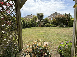 Photo 19- click for photo gallery